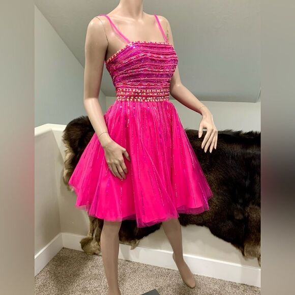 Sweet & Shining Strapless Sequins & Beads Party Dress - Picture 2 of 16